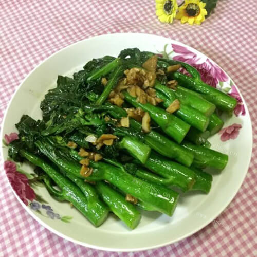 美味炒芥蓝