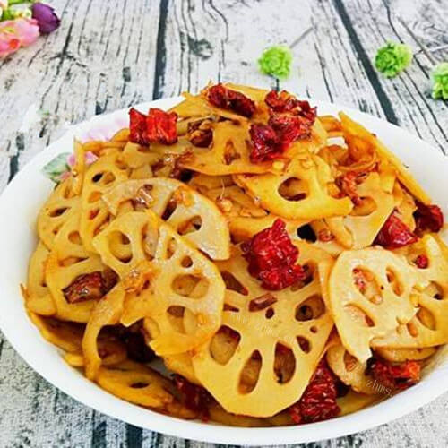 美味的干煸酸辣藕片
