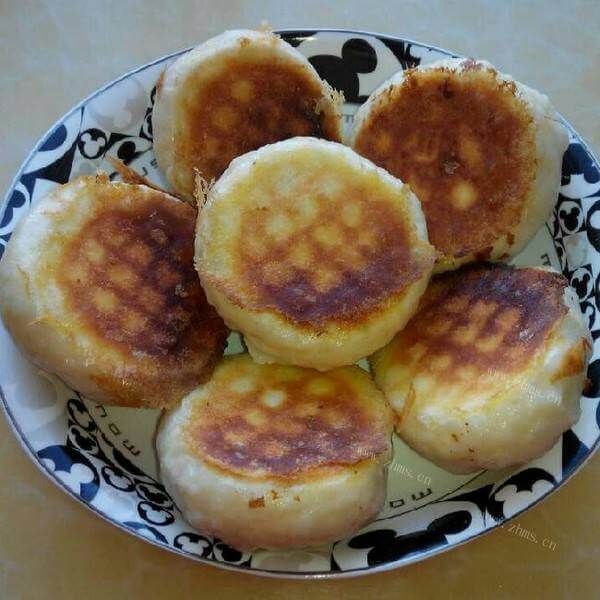 美味蚂蚱菜煎包