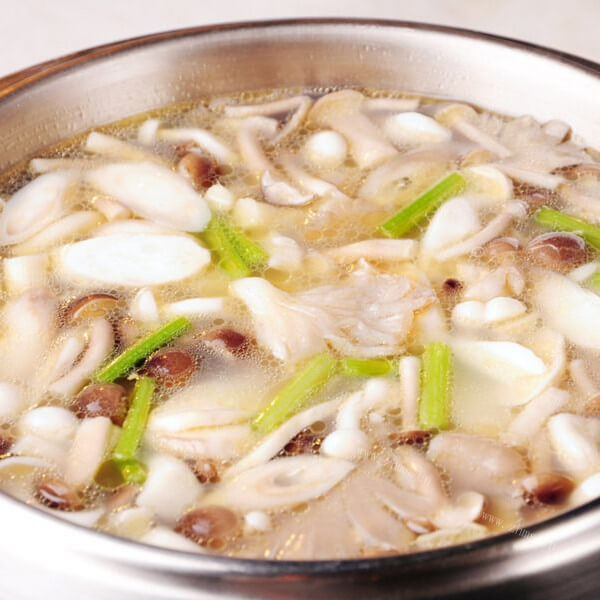 美味菌菇靓汤火锅