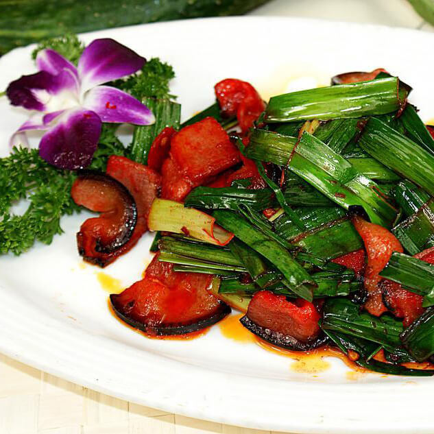 家常自制蒜苗炒腊肉