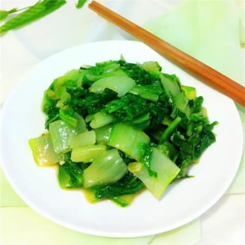 清爽蒜茸炝拌小白菜