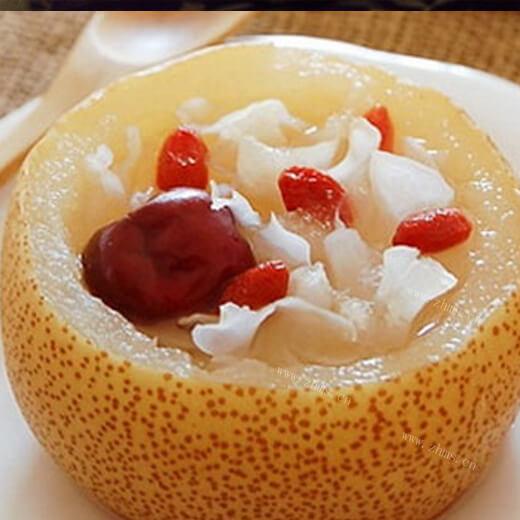 精品银耳枸杞蒸梨盅