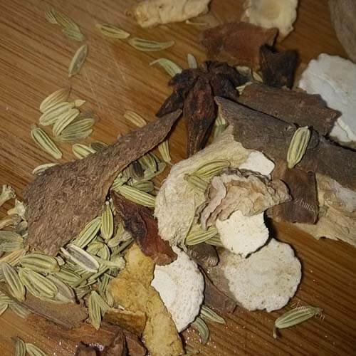 美味酱猪蹄的做法做法图解3)