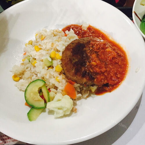 独特的牛排饭
