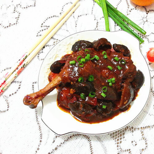 好吃的炖鸭腿