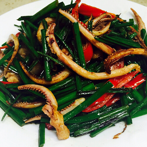 好吃的鱿鱼炒韭菜
