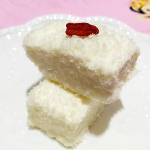 香甜可口雪花椰香奶冻