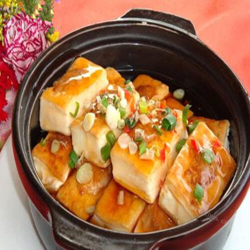 鲜嫩砂锅豆腐酿