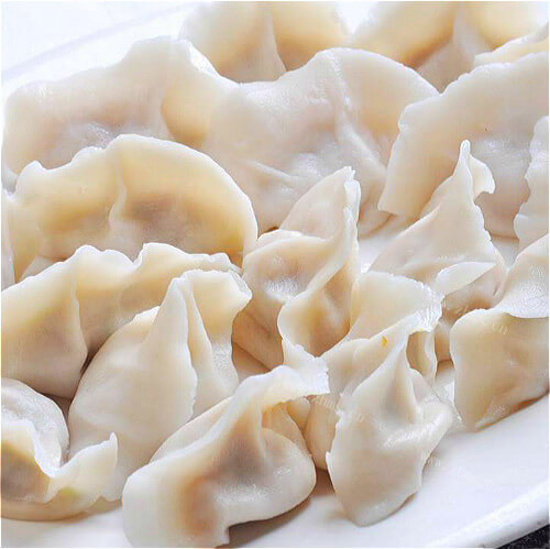 美味的青萝卜香菜猪肉饺子