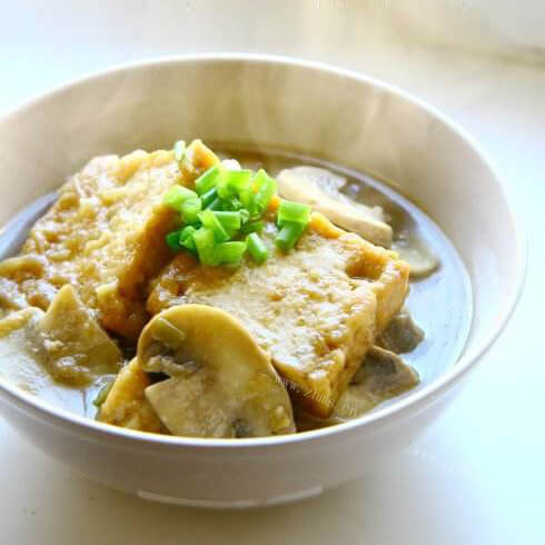 鲜嫩口蘑烧豆腐