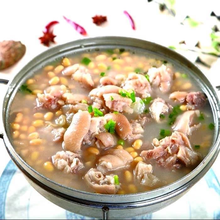 好吃的大豆炖猪蹄