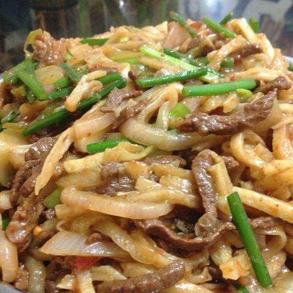 香浓牛肉炒糊饽