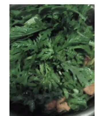 美味的豆泡蒿子秆做法图解3)
