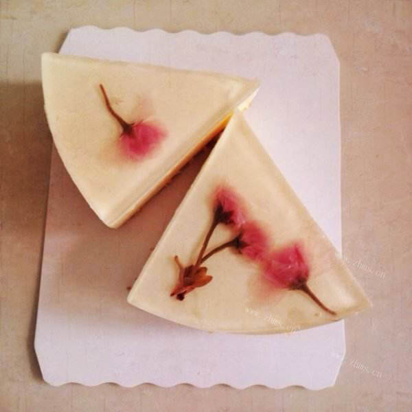 美味樱花奶酪蛋糕