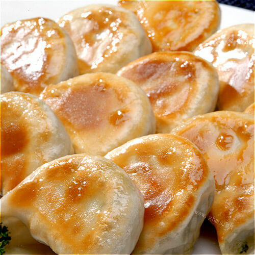 锅贴饺子