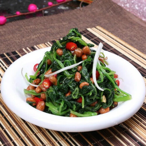 好吃的陈醋菠菜花生米