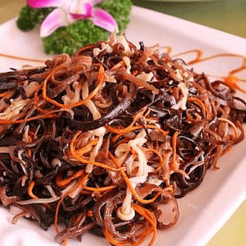 美味的虫草花圆椒炒腰花
