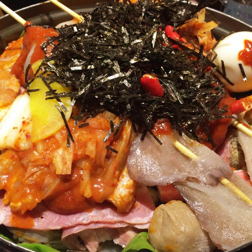 美味的腌白菜炒海鲜