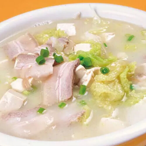 浓浓乡情大白菜炖五花肉