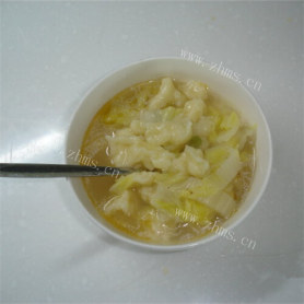 暖胃白菜虾仁疙瘩汤