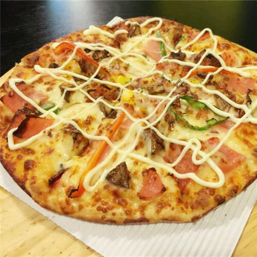 美味的土豆香葱披萨