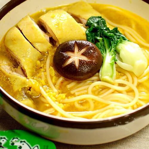 美味的咖喱浓汤火锅