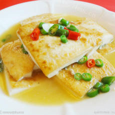 香酥虾皮煎豆腐