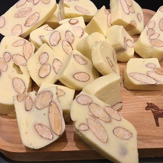 好吃的面包机版牛轧糖