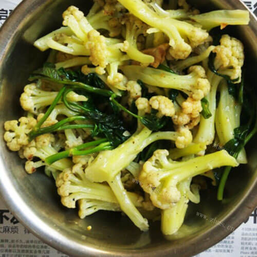 健康的竹叶菜炒花菜