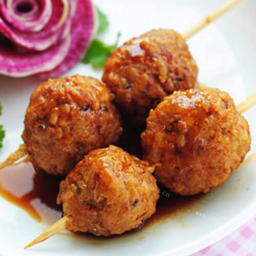 营养胡萝卜肉圆