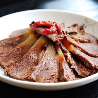 好吃的酱牛肉