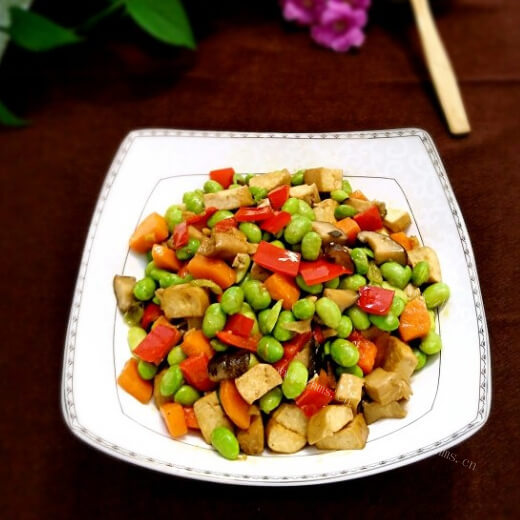 好看的五彩毛豆丁