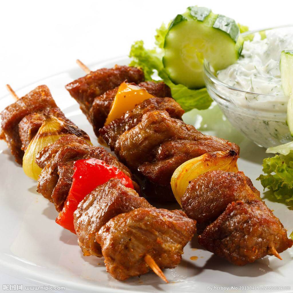 美味的木炭烤肉串