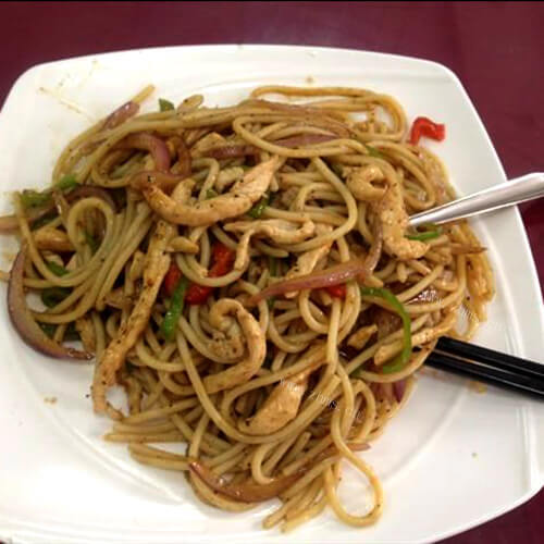 美味的黑椒鸡丝意面