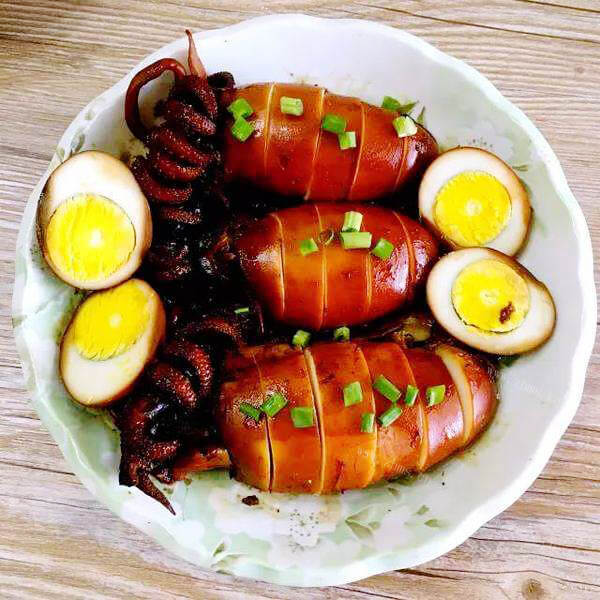 自制黑豆肉松餐包