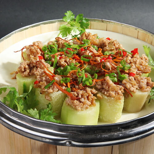 经典的丝瓜镶肉