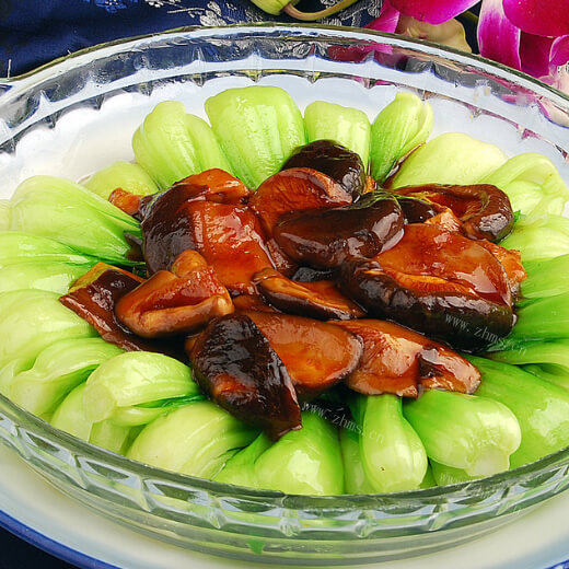 家常辣椒油菜