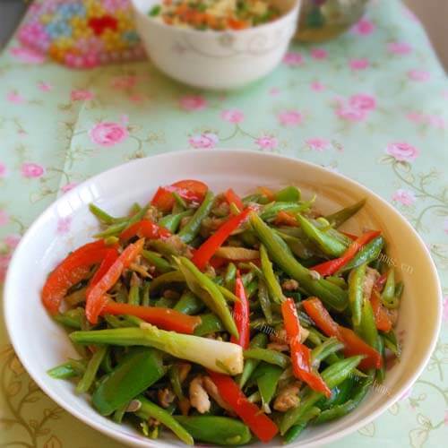 家常孜香四季豆炒肉
