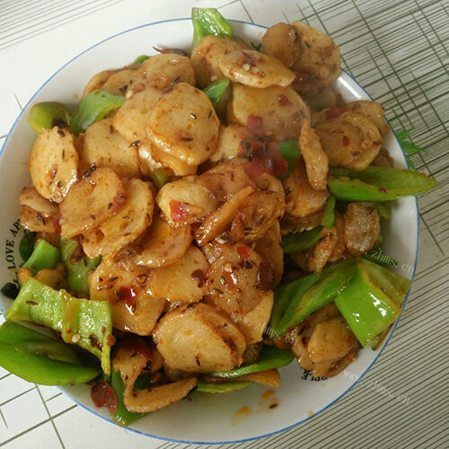 好吃的爆炒墨鱼丸 