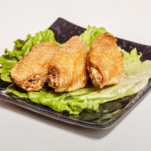 美味蒜香炸鸡中翅