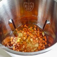 美容胡萝卜蔓越莓汁做法图解2)