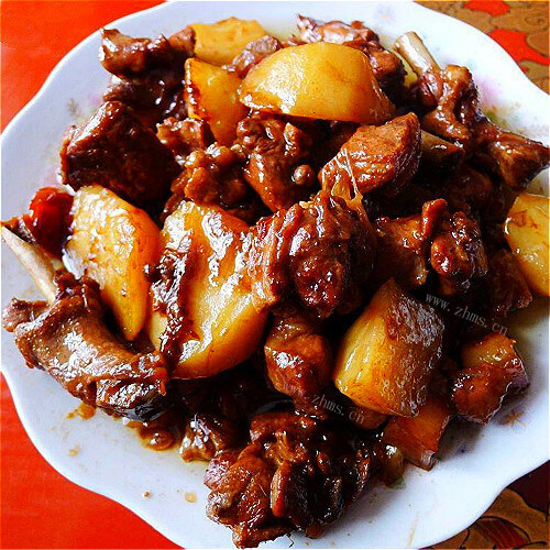 家常五花肉烧土豆