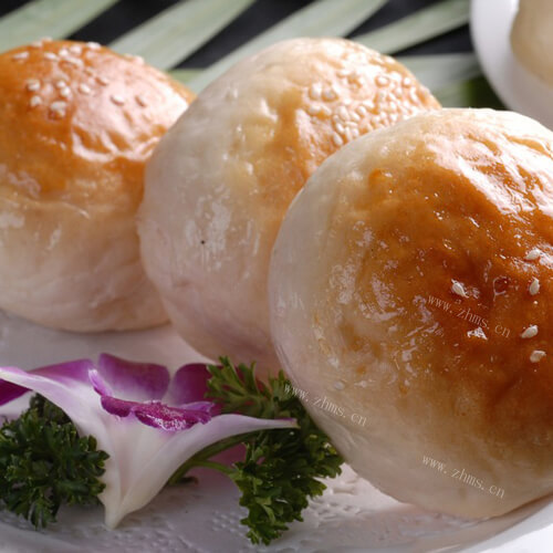 可口的酥粒蜜豆小餐包