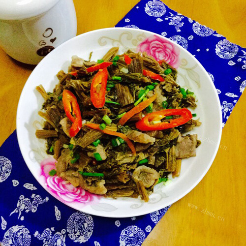 家常菜芥菜炒瘦肉