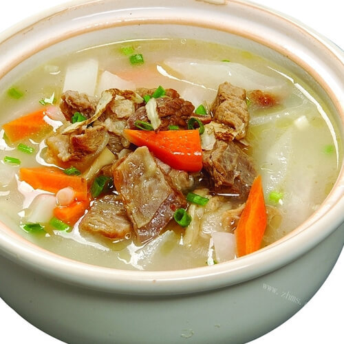 羊肉炖萝卜