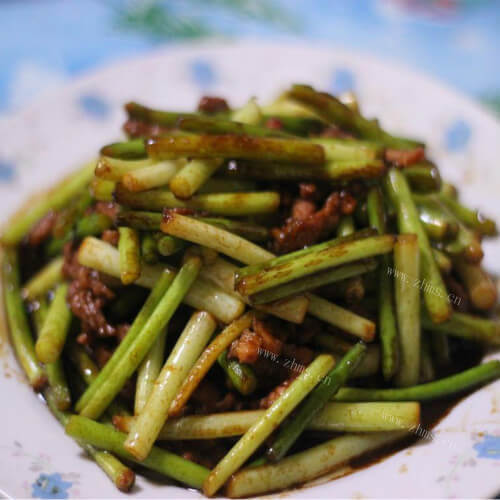 蒜苔炒肉丝