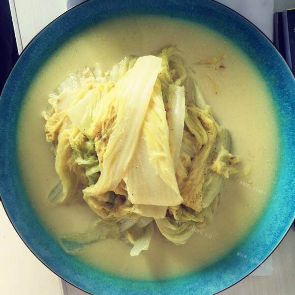 美味的咖喱虾仁白菜