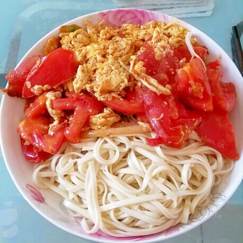 酸甜的西红柿炒鸡蛋面
