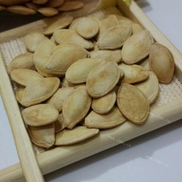 风味盐焗南瓜子
